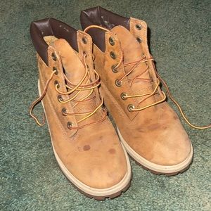 Used and worn timberlands